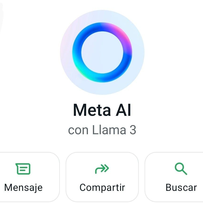 El circulo azul de whatsapp. Como se ve Meta AI dentro de los contactos de whatsapp, el circulo azul.